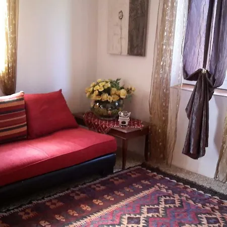 Guest house Per Brevi Periodi Montepastore