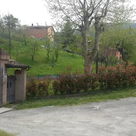 Guest house Per Brevi Periodi Montepastore